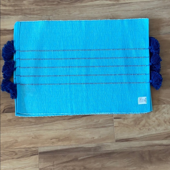 Pier 1 Teal and Blue Tassel Placemats - Picture 2 of 13